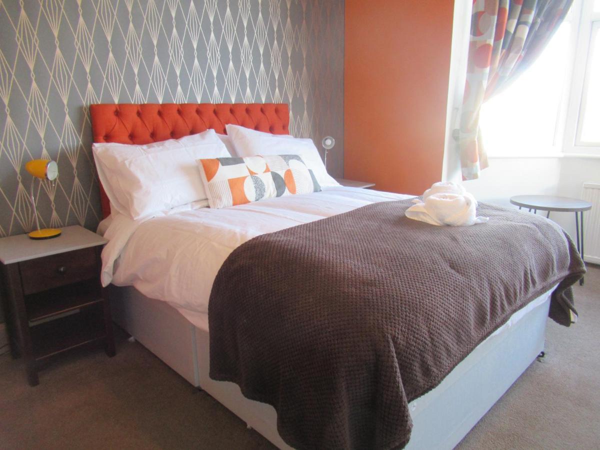 Captain Howey Hotel 3*