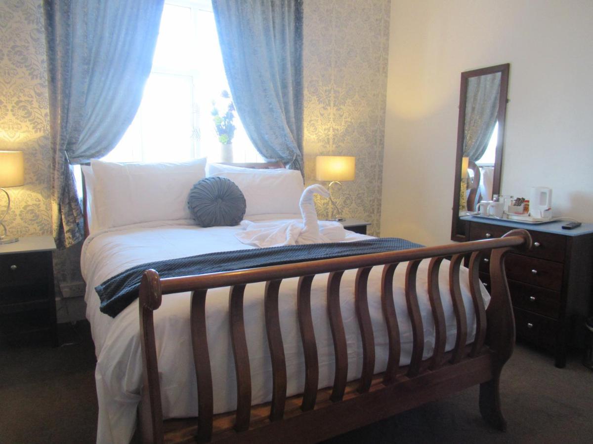 Hotel Captain Howey 3*