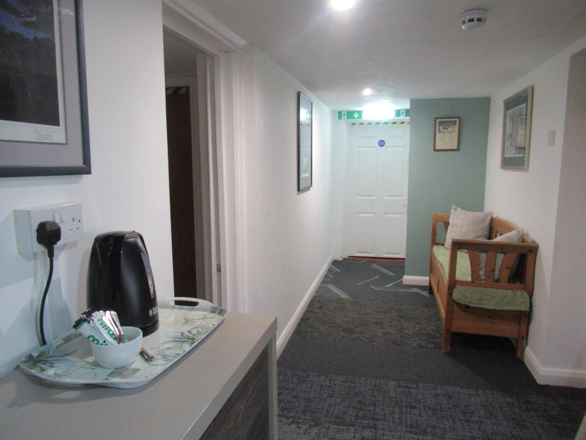 Captain Howey Hotel