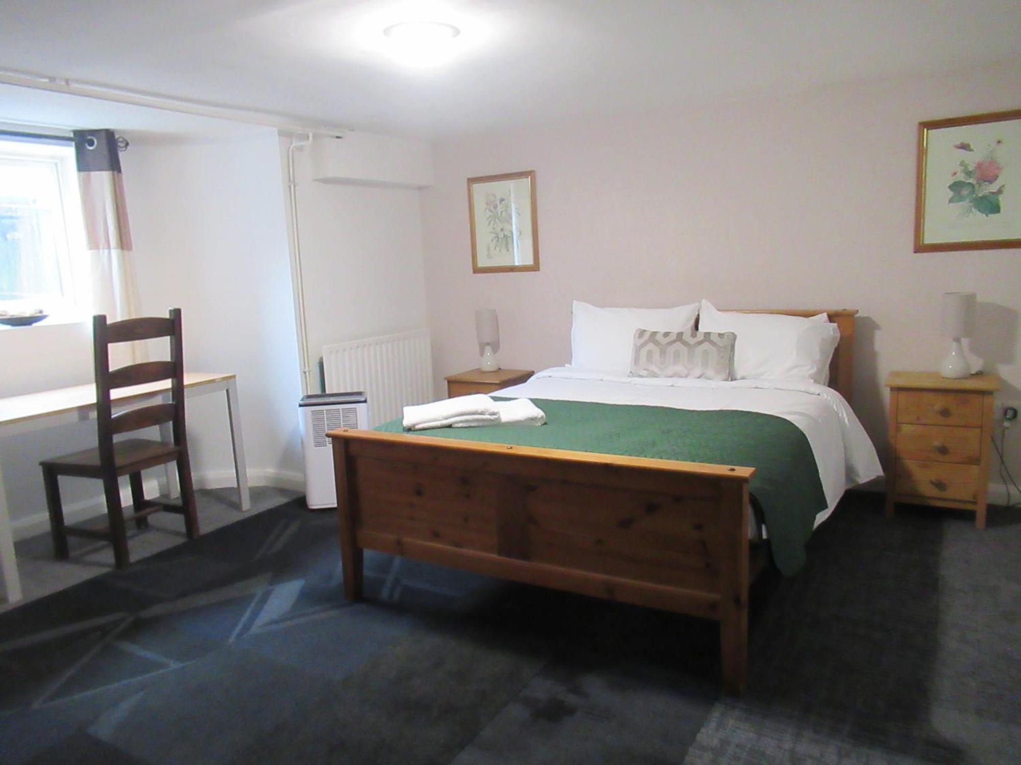 Captain Howey Hotel 3*